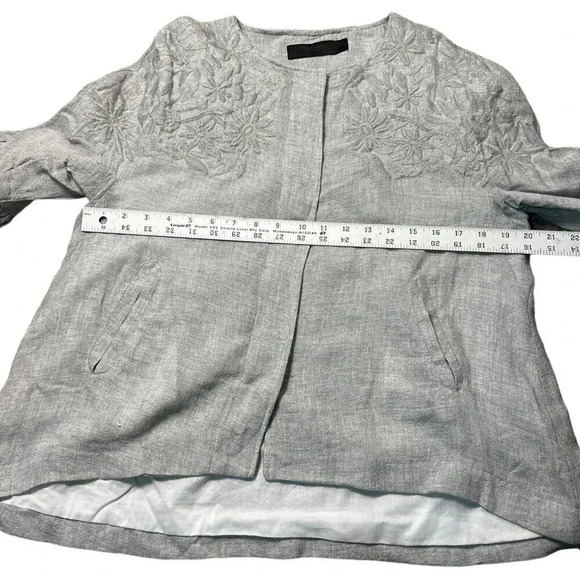 Zara Embroidered Wool Swing Jacket Size Small Zip Front Bell Sleeve Collarless - Picture 6 of 7